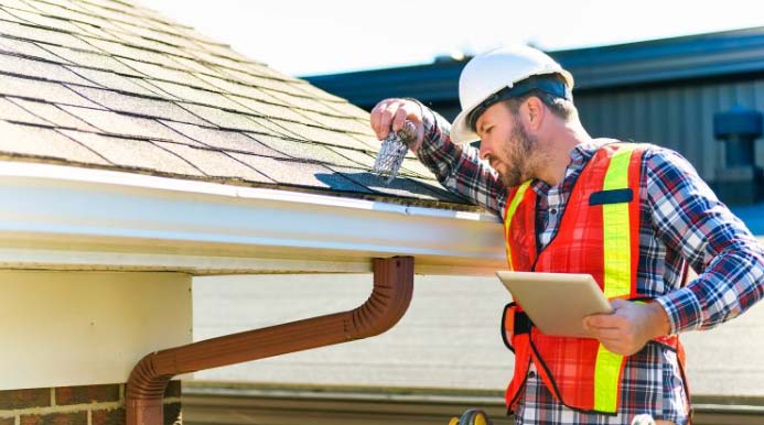 What Do Inspectors Notice During Roof Inspections Thumb What Do Inspectors Notice During Roof Inspections Thumb